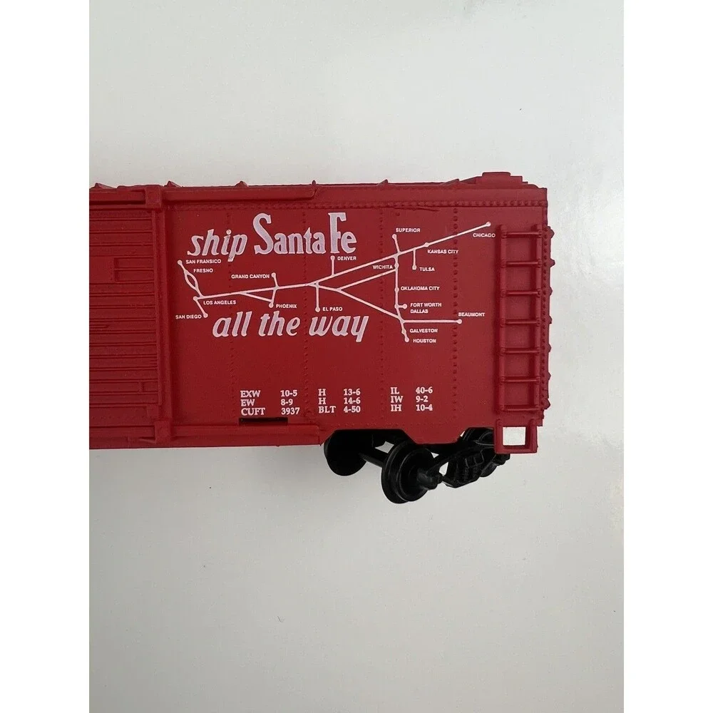 Conductor's Choice HO scale Santa Fe Box Car Life-Like Brand Realistic Toy